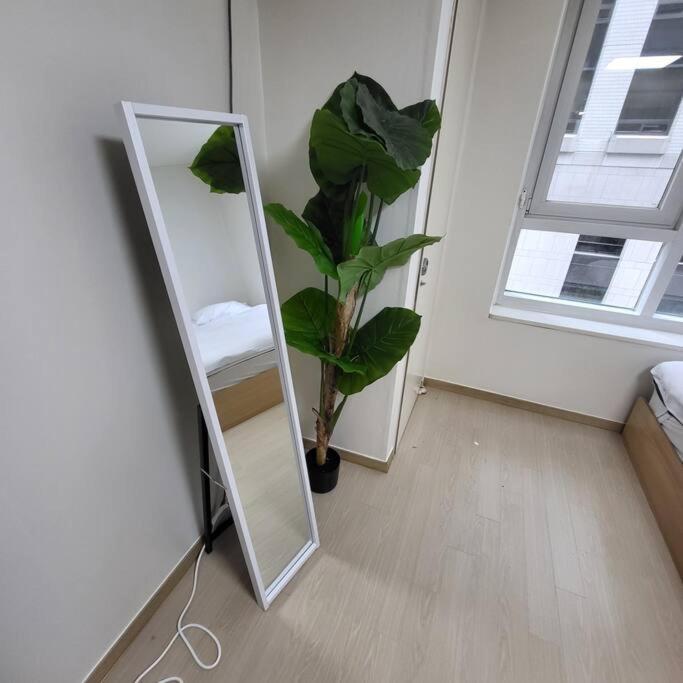 Gangnam Apartment *